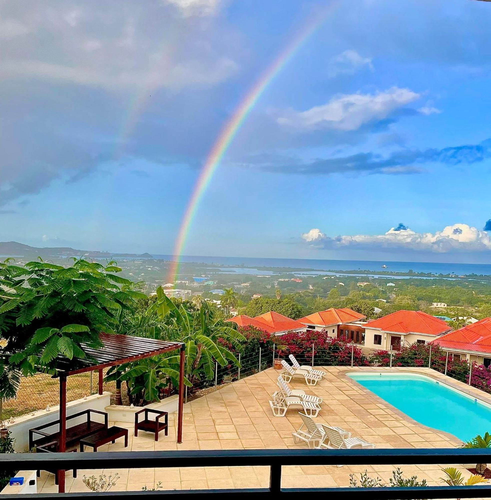 Holiday Home Belvedere Dickenson Bay الغرفة الصورة